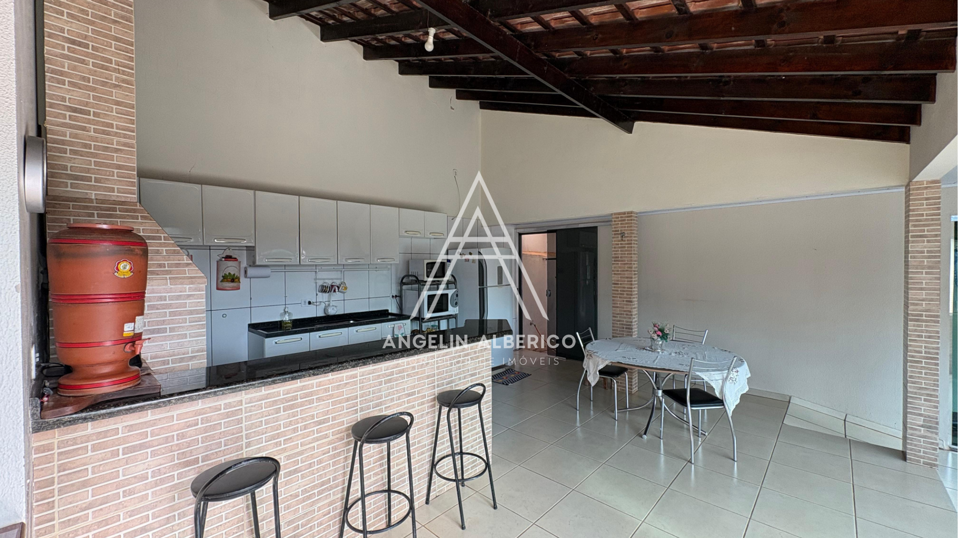 Casa a Venda na Zona 06 em Cianorte PR