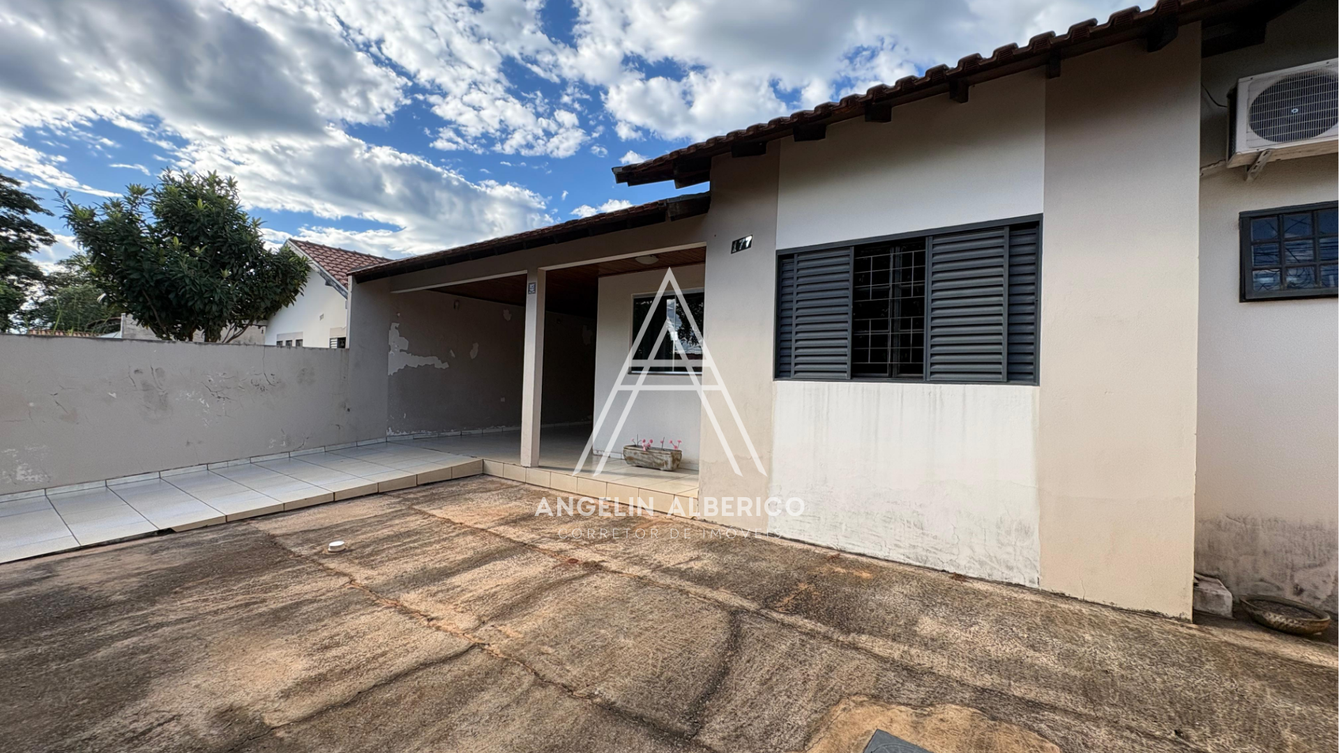 Casa a Venda na Zona 06 em Cianorte PR