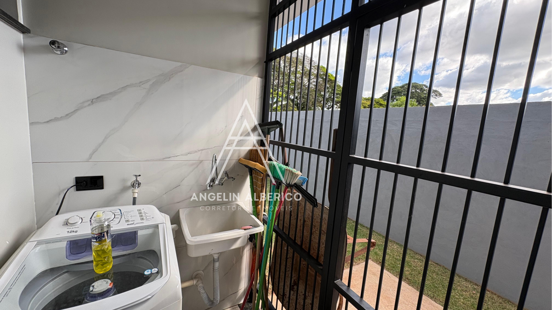 Casa a Venda no Zona 07 m Cianorte PR