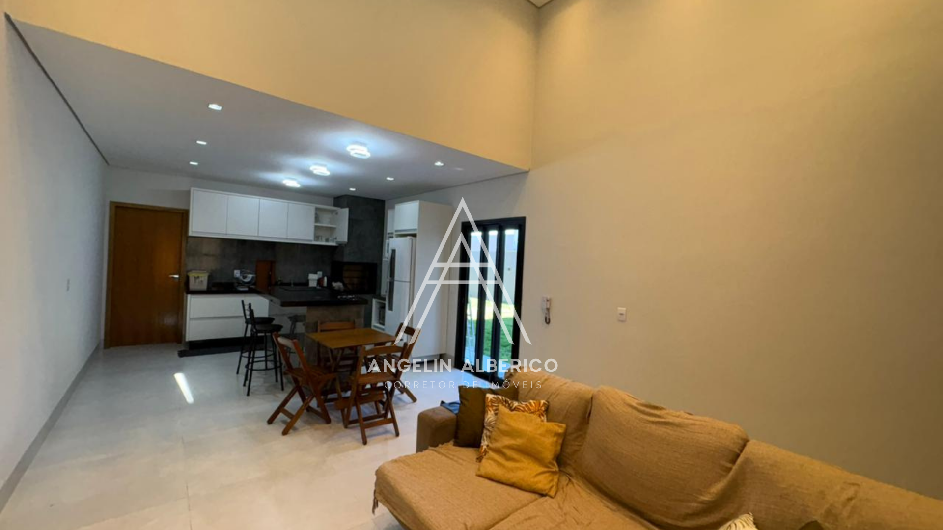 Casa a Venda no Jardim Bourbon em Cianorte PR