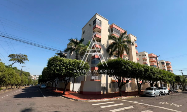 Apartamento a Venda no Edifício Bellagio em Cianorte PR