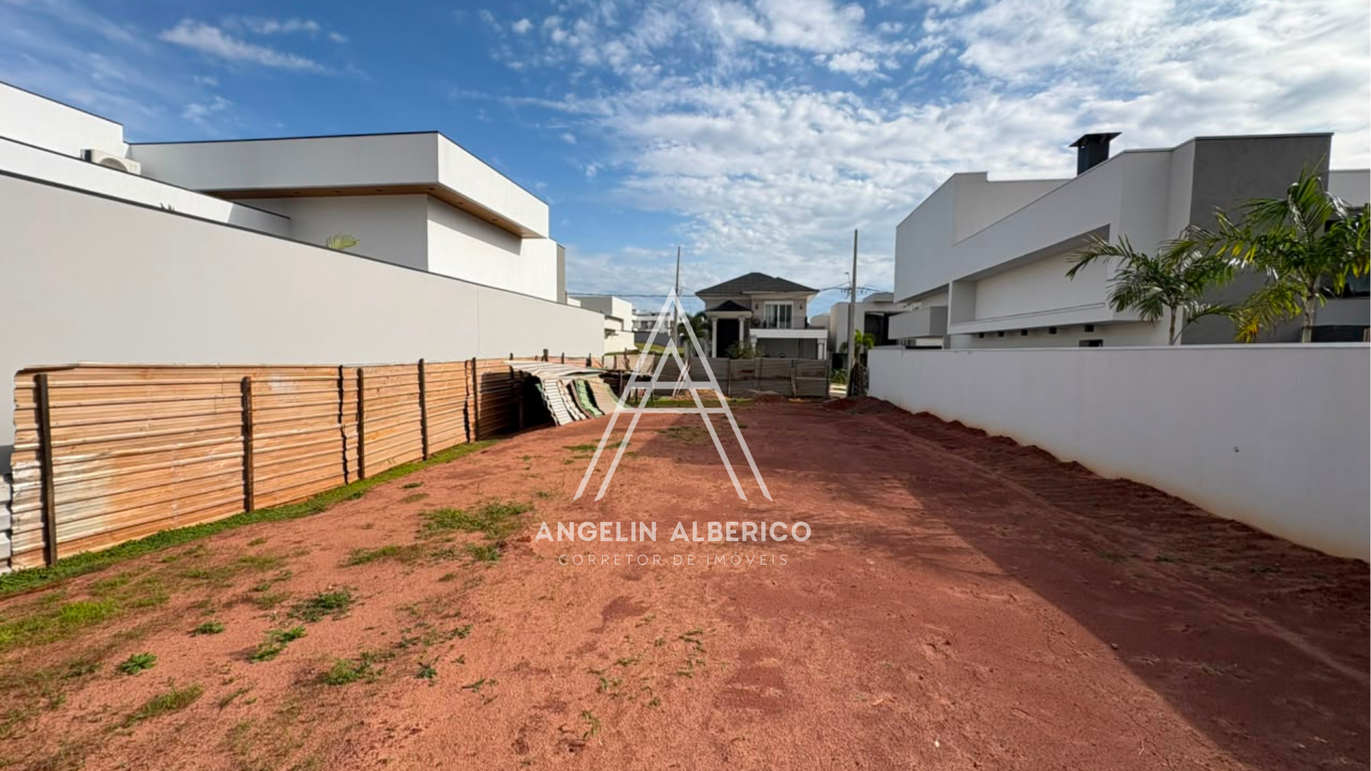 Terreno a Venda no Condomínio Forest Hill em Cianorte PR