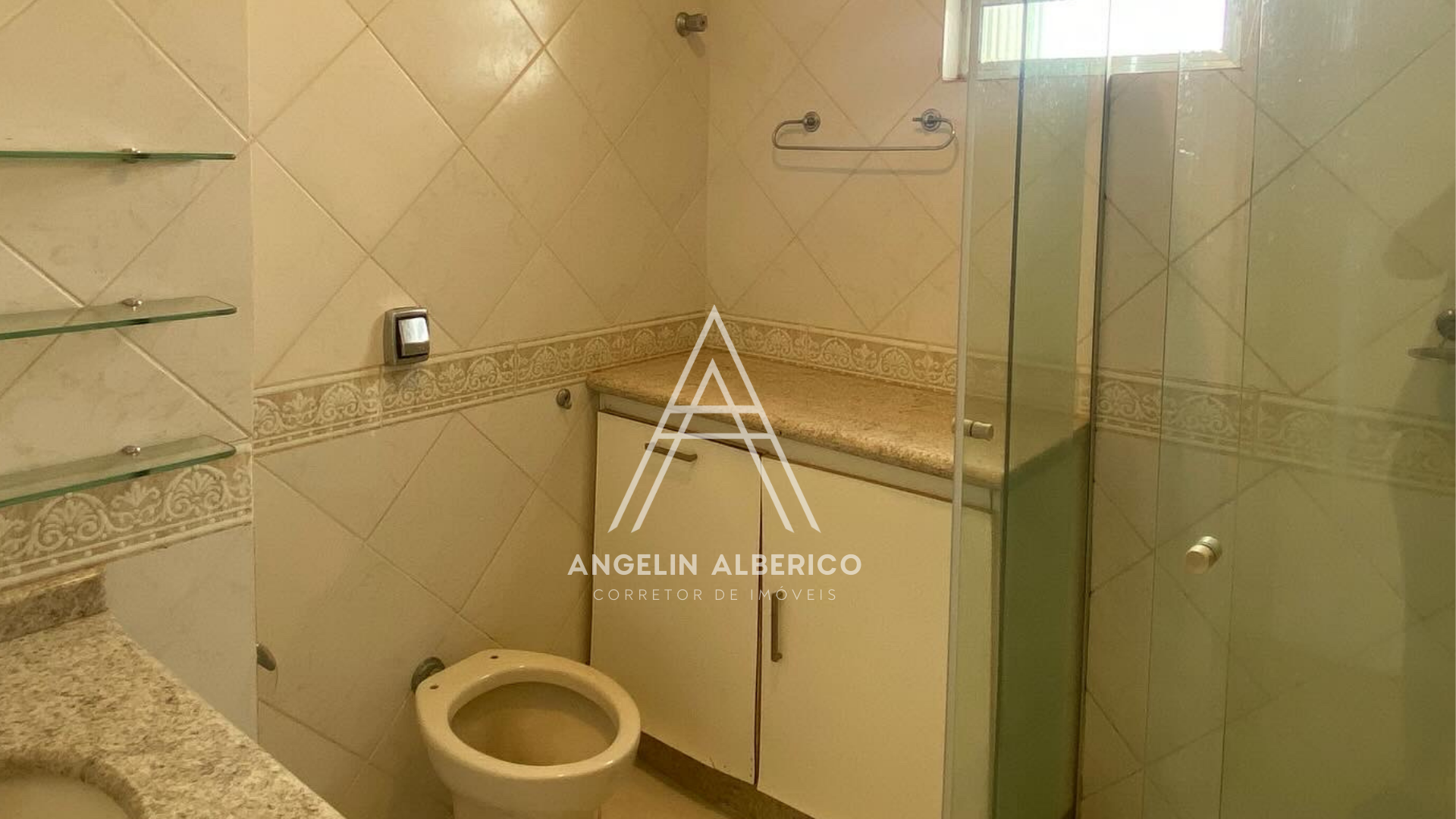 Belíssimo Apartamento, no Centro de Cianorte