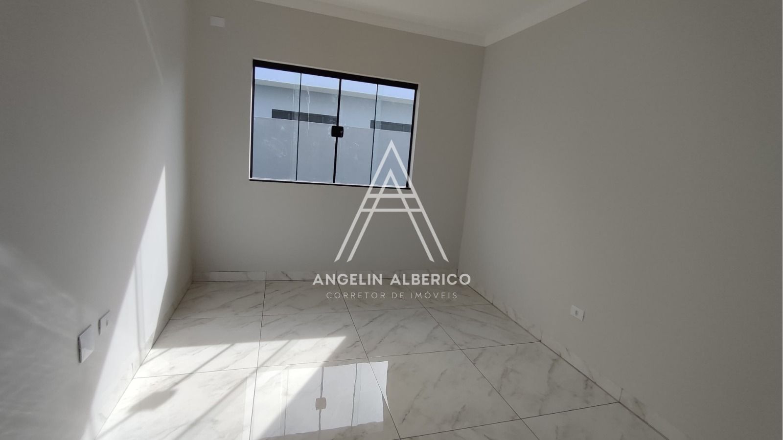 Casa a Venda na Zona 04 em Cianorte – PR