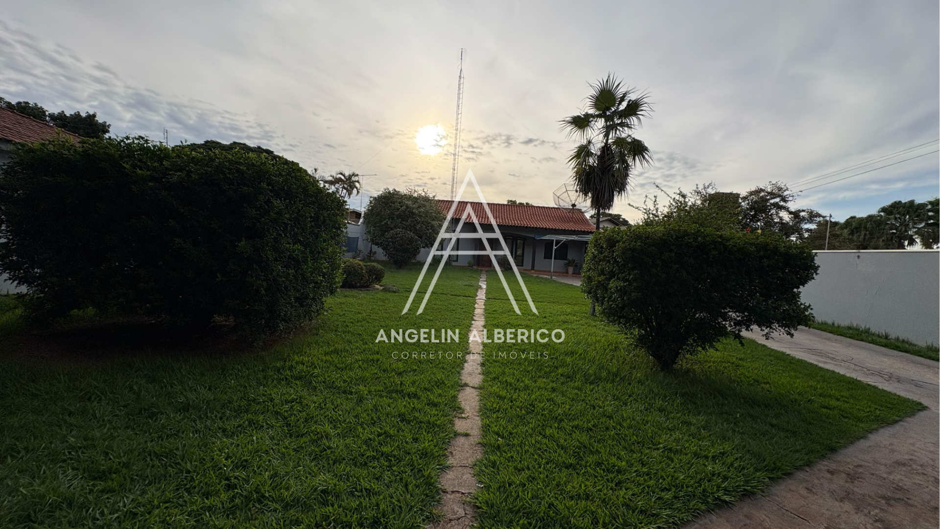 Casa a Venda na Zona 02 em Cianorte PR