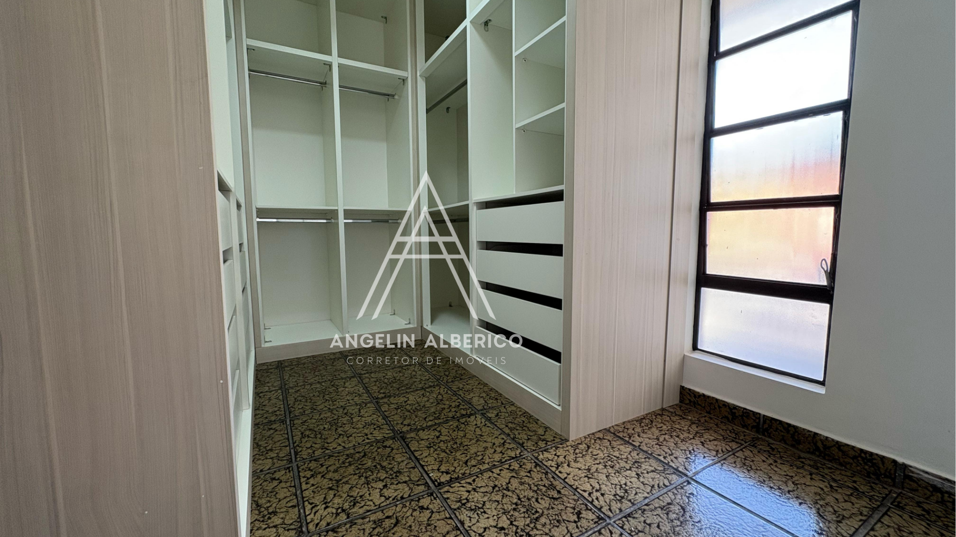 Casa a Venda na Zona 01 em Cianorte PR