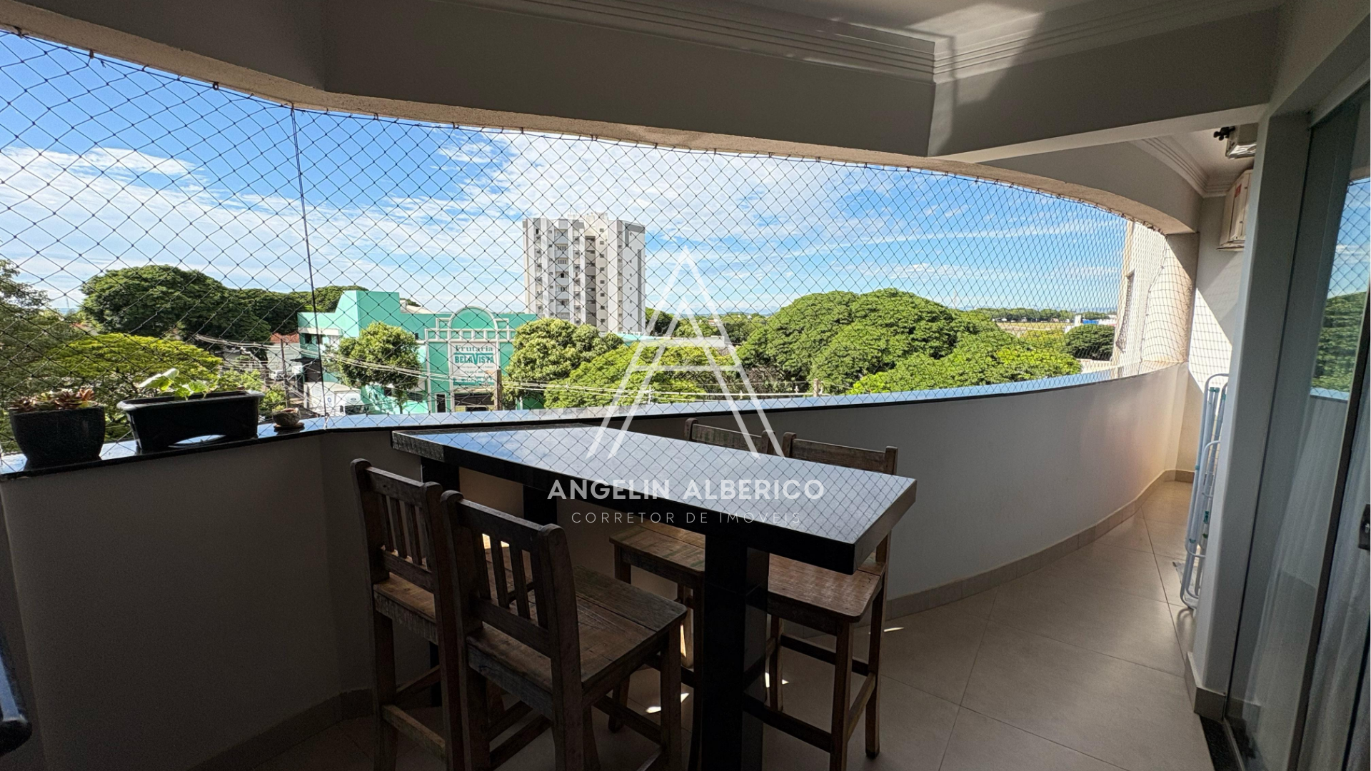 Apartamento a Venda no Centro de Cianorte PR