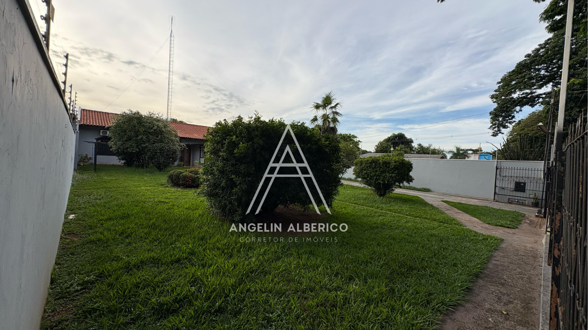 Casa a Venda na Zona 02 em Cianorte PR