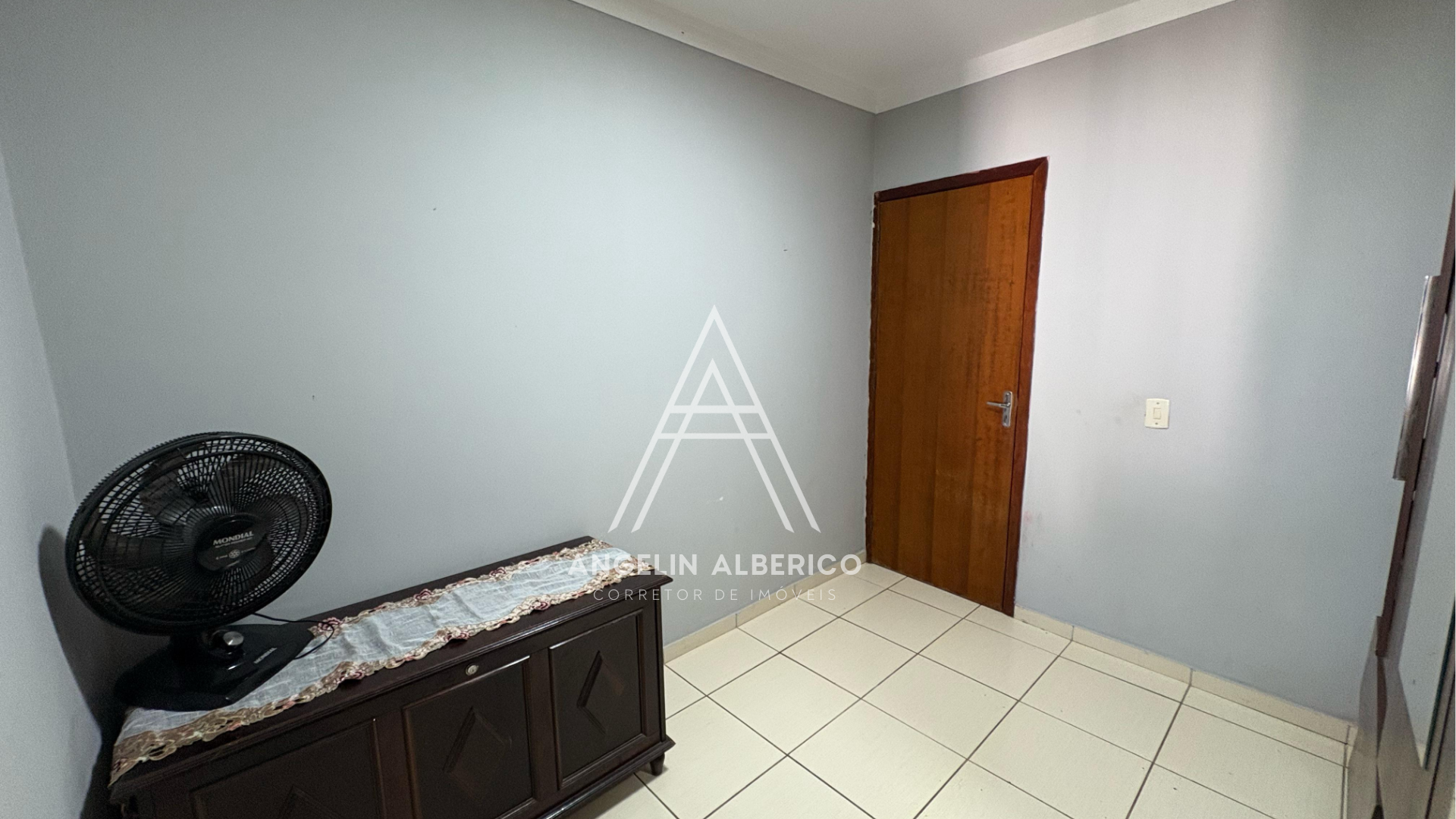 Linda Casa a Venda no Jardim Aeroporto em Cianorte PR
