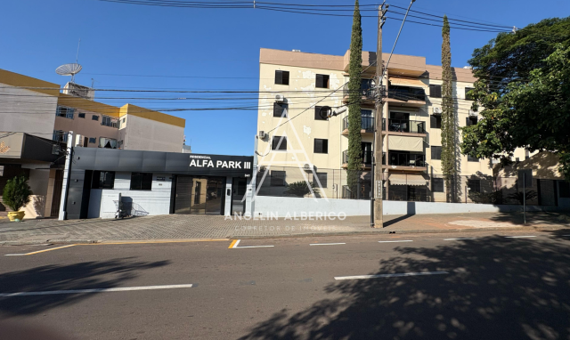 Apartamento a Venda  no Edifício Alfa Park III em Cianorte PR