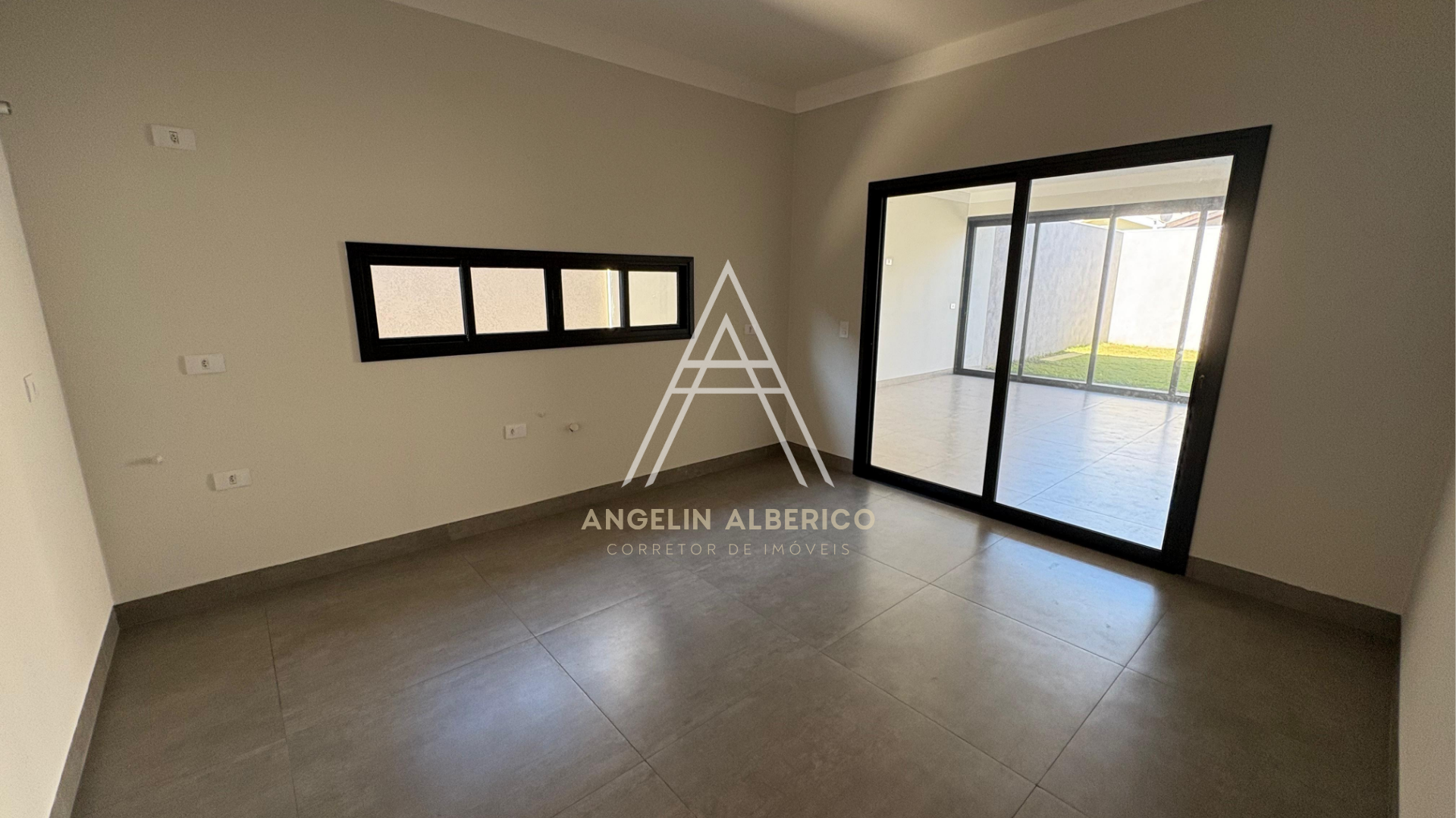 Casa a Venda na Zona 02 em Cianorte PR