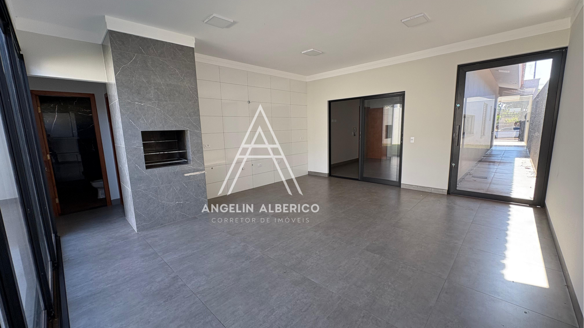 Casa a Venda na Zona 02 em Cianorte PR