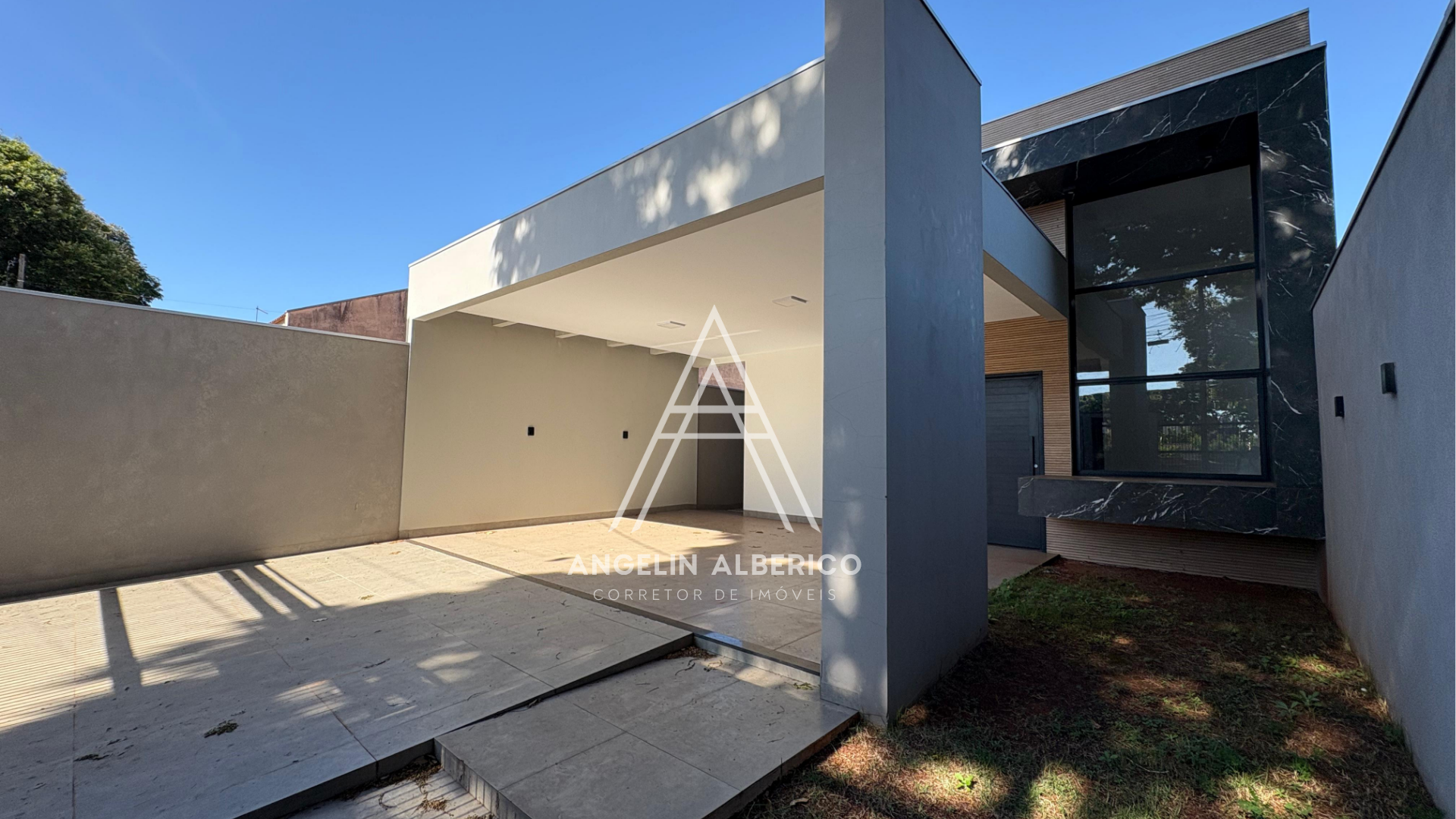 Casa a Venda na Zona 02 em Cianorte PR