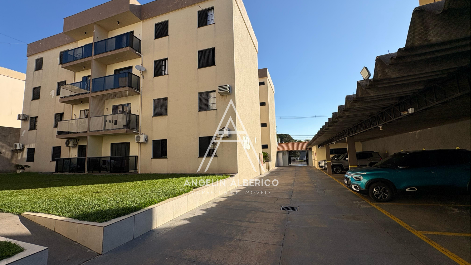 Apartamento a Venda  no Edifício Alfa Park III em Cianorte PR