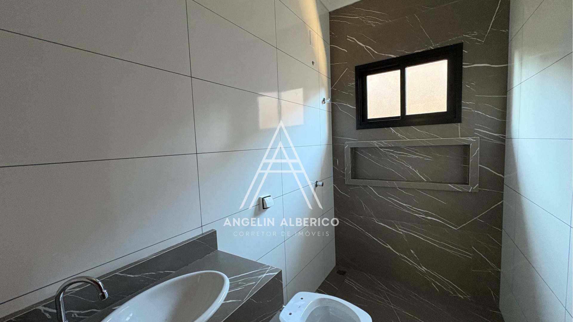 Casa a Venda na Zona 02 em Cianorte PR