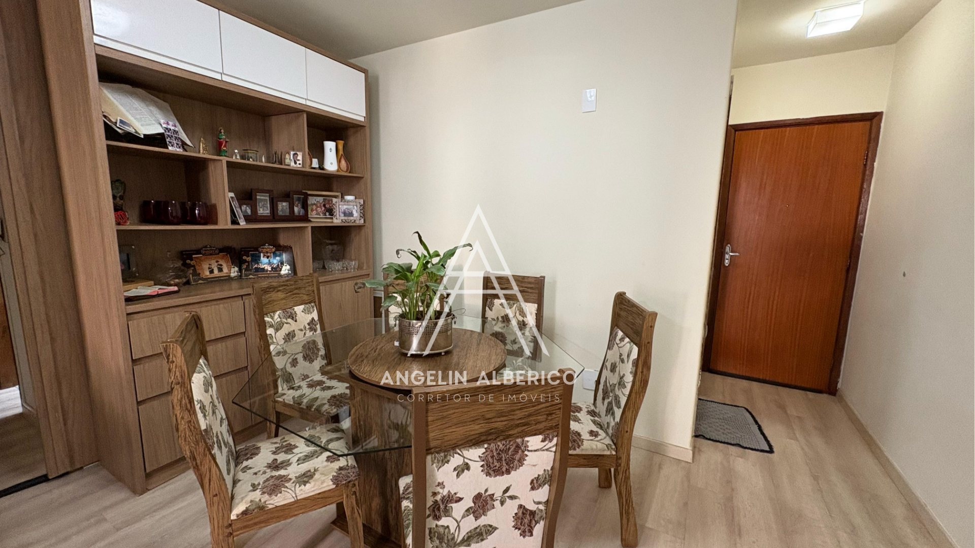 Apartamento a Venda  no Edifício Alfa Park III em Cianorte PR