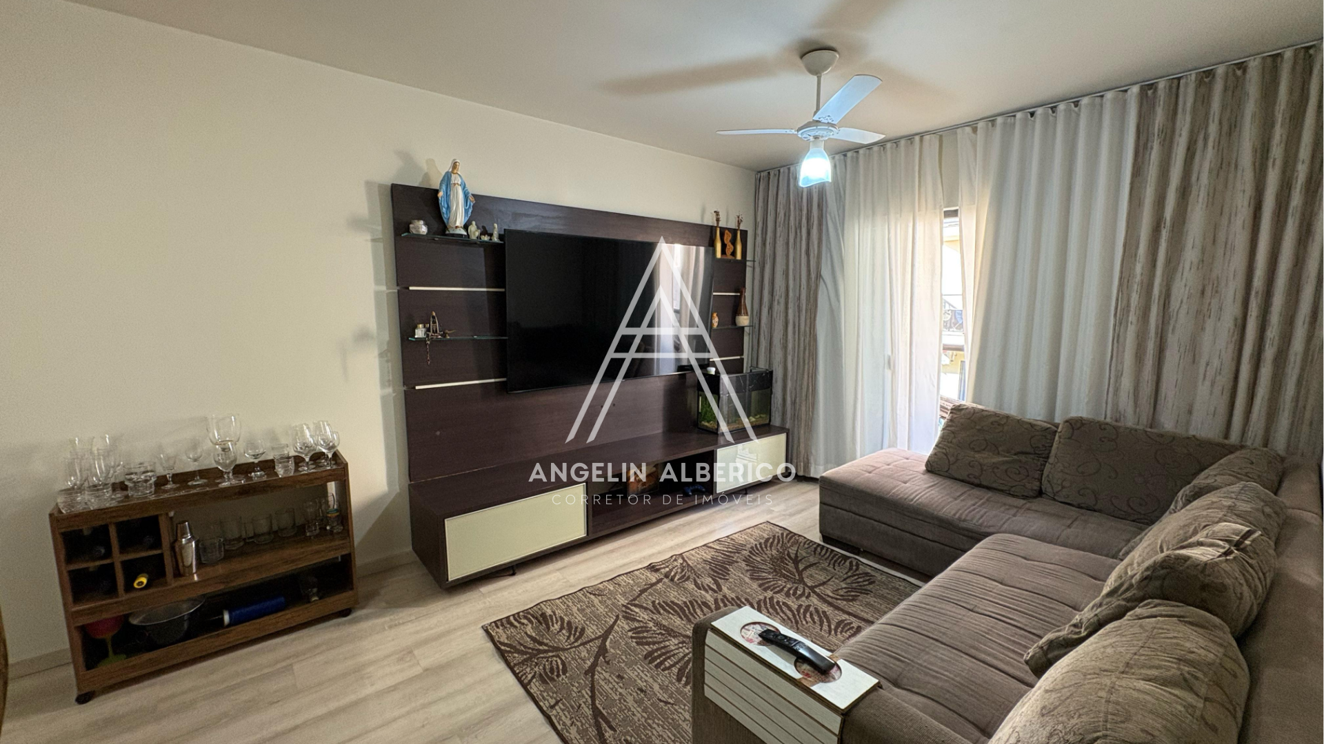 Apartamento a Venda  no Edifício Alfa Park III em Cianorte PR