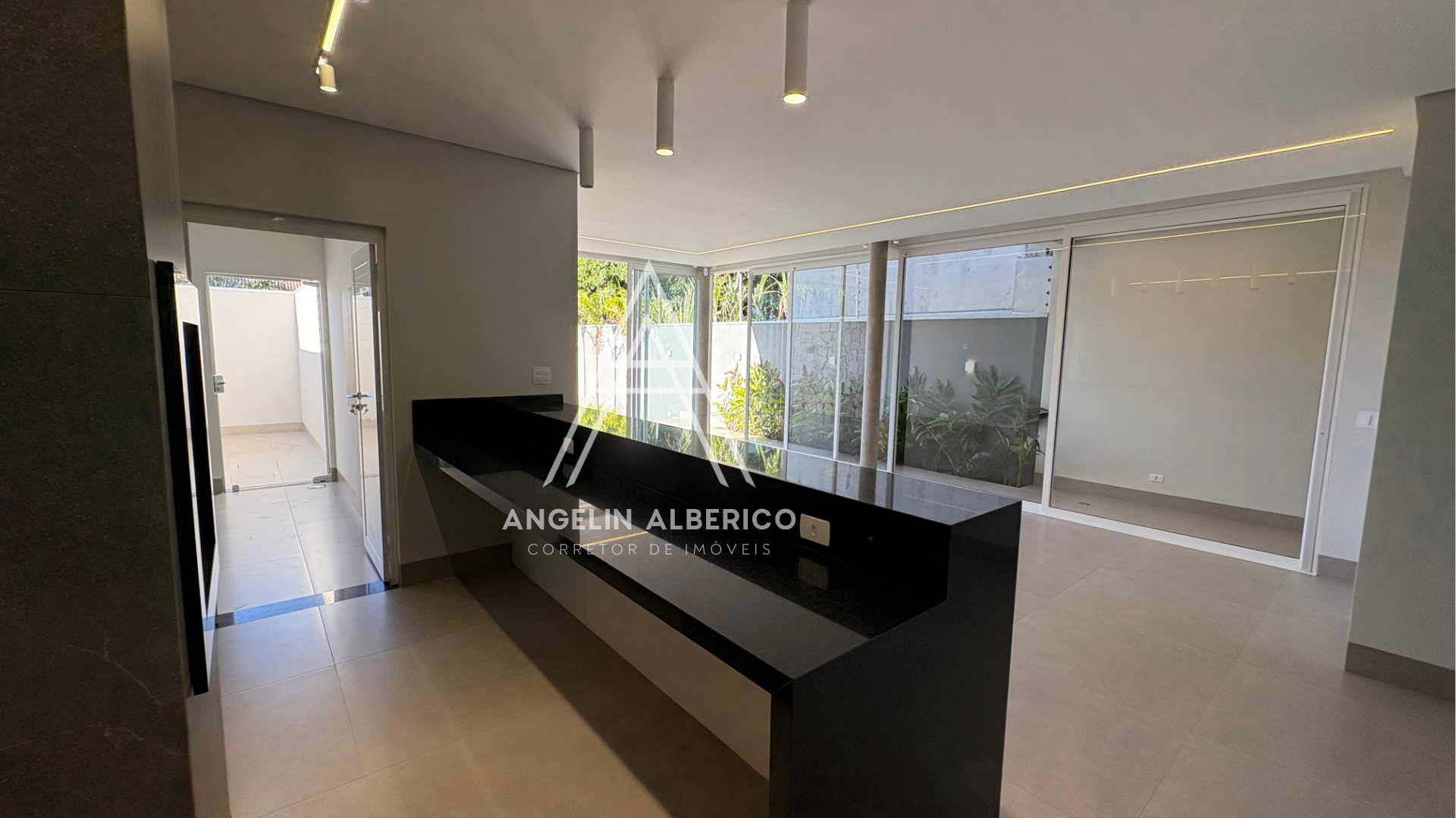 Sobrado a Venda em Cianorte PR Zona 02