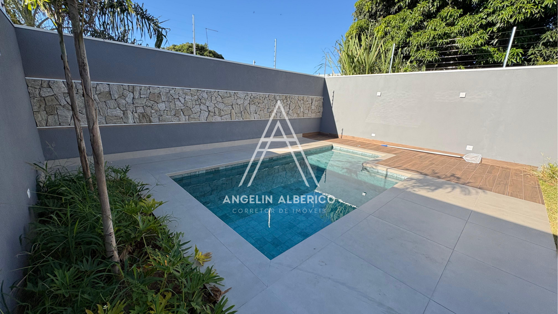 Sobrado a Venda em Cianorte PR Zona 02