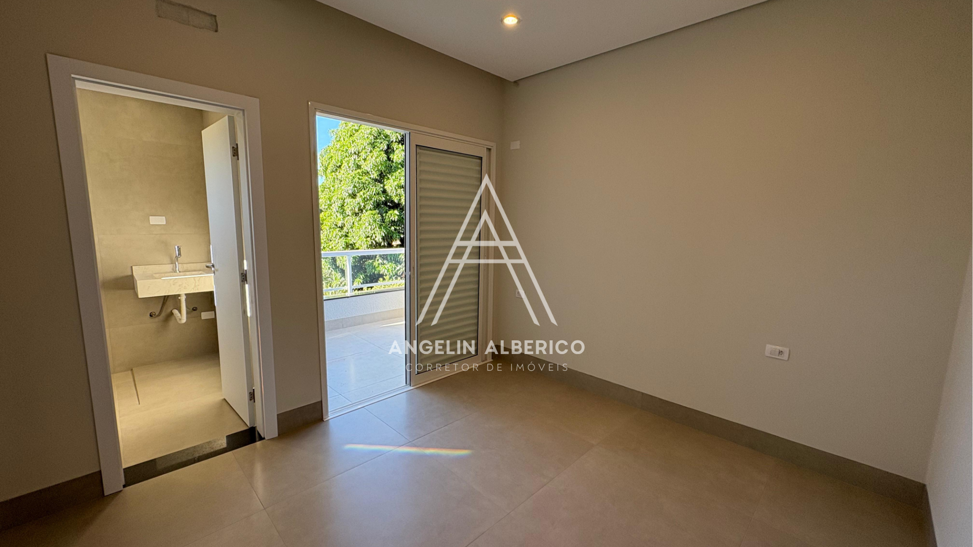 Sobrado a Venda em Cianorte PR Zona 02