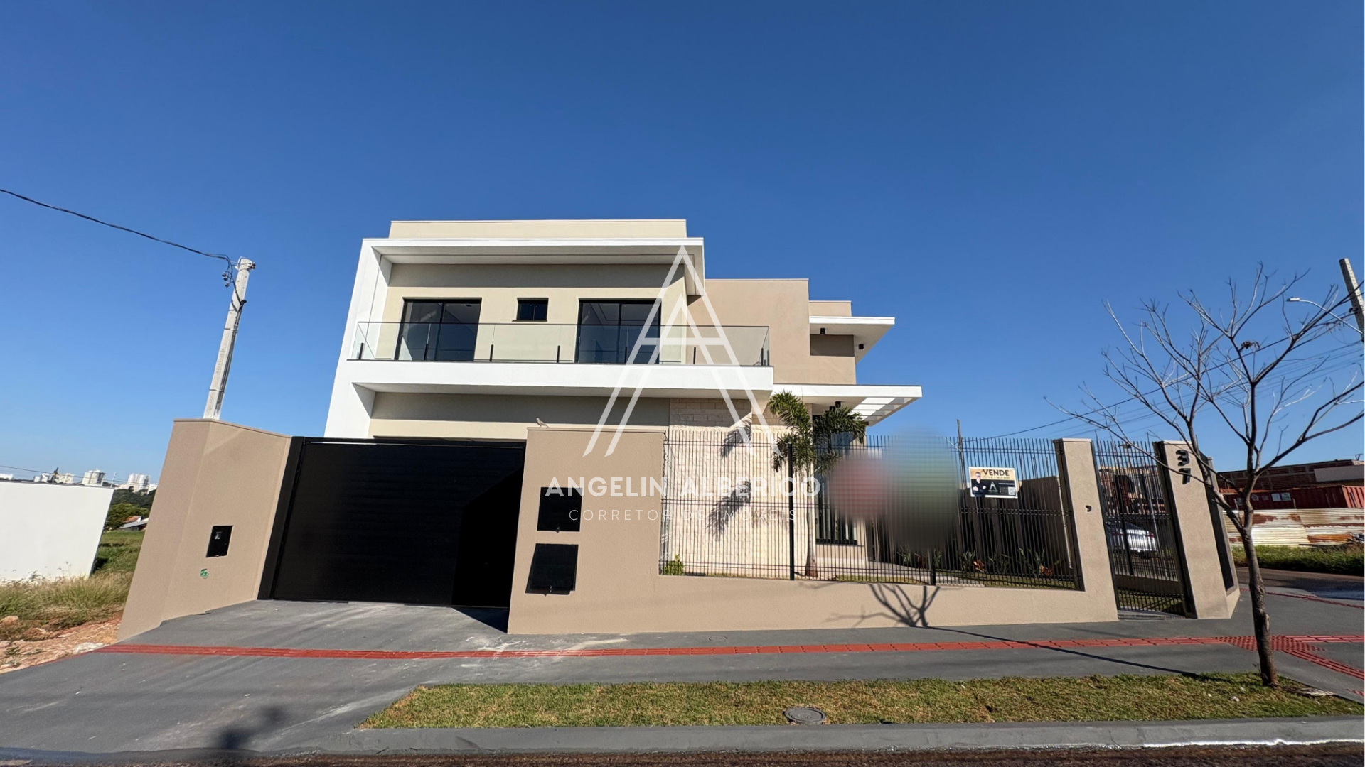 Sobrado a Venda em Cianorte PR, Jardim Atlântico