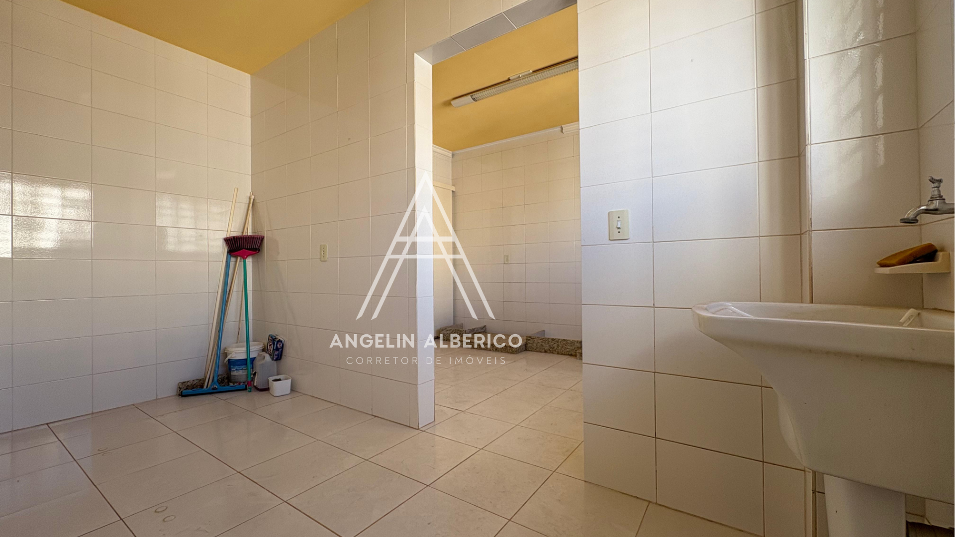 Apartamento a Venda na Zona 02 em Cianorte PR