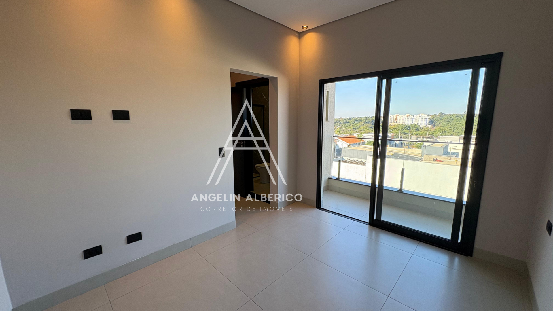 Sobrado a Venda em Cianorte PR, Jardim Atlântico