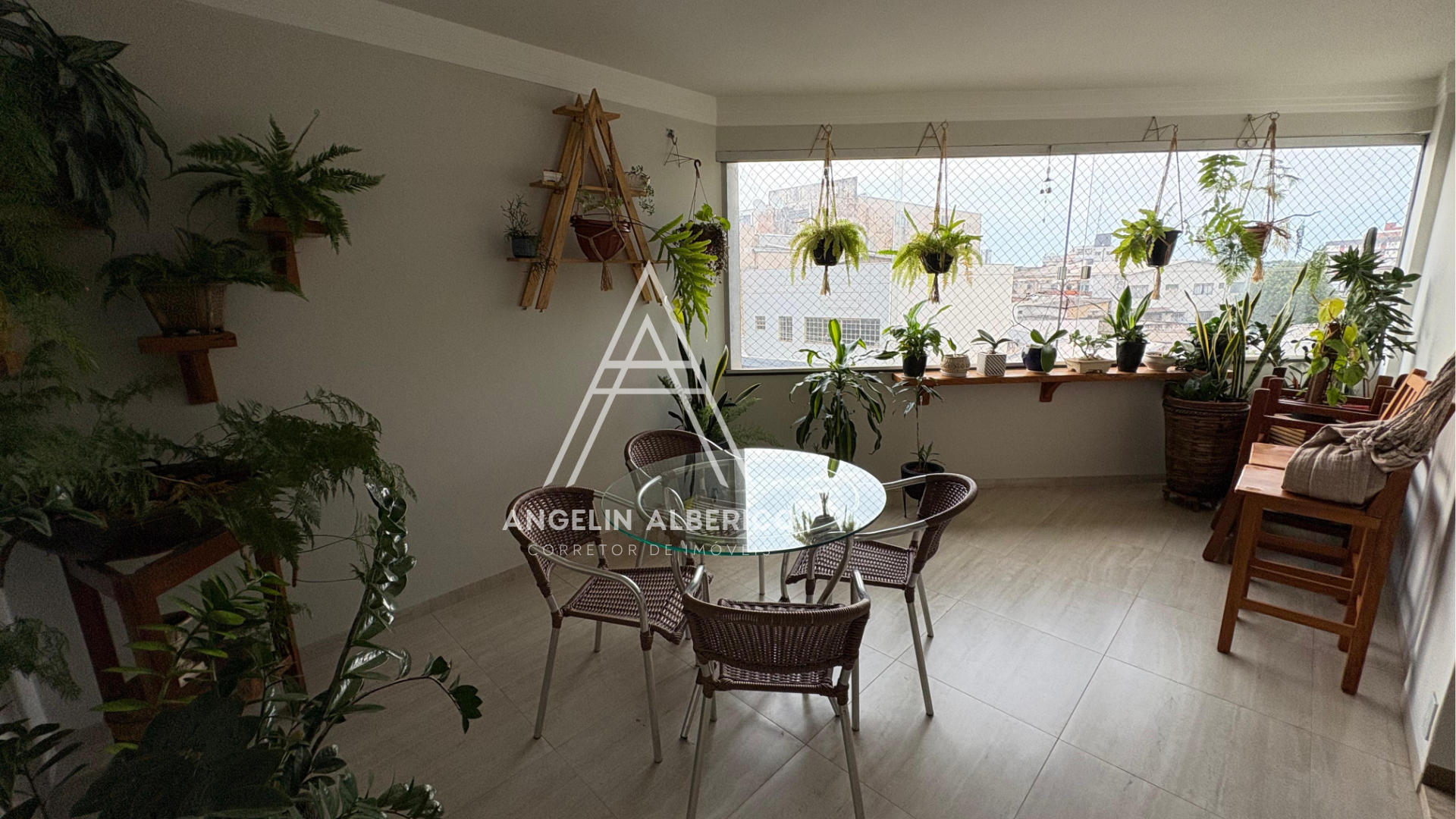 Apartamento Mobiliado a Venda no Centro em Cianorte PR