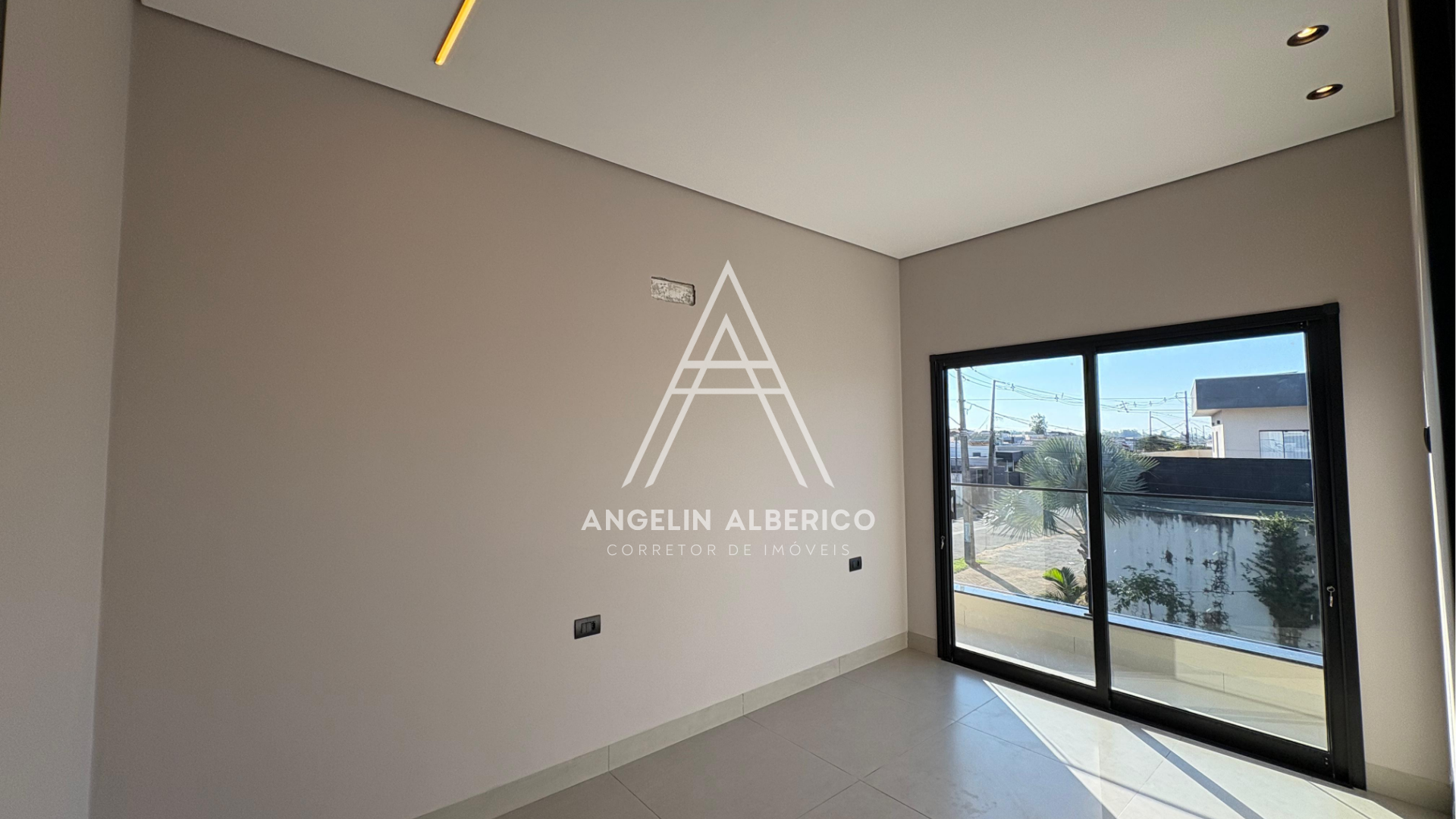 Sobrado a Venda em Cianorte PR, Jardim Atlântico