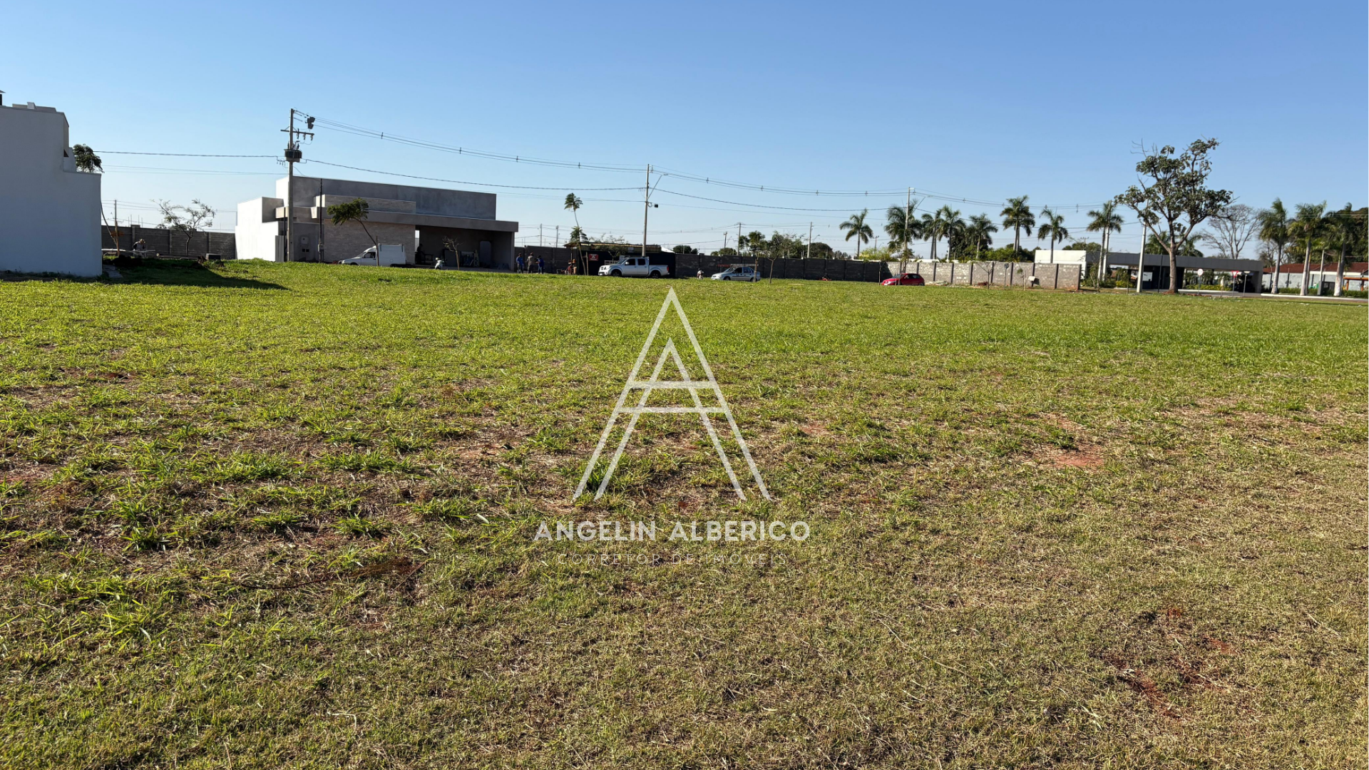 Terreno a Venda No Condomínio Resort Bougainville em Cianorte PR