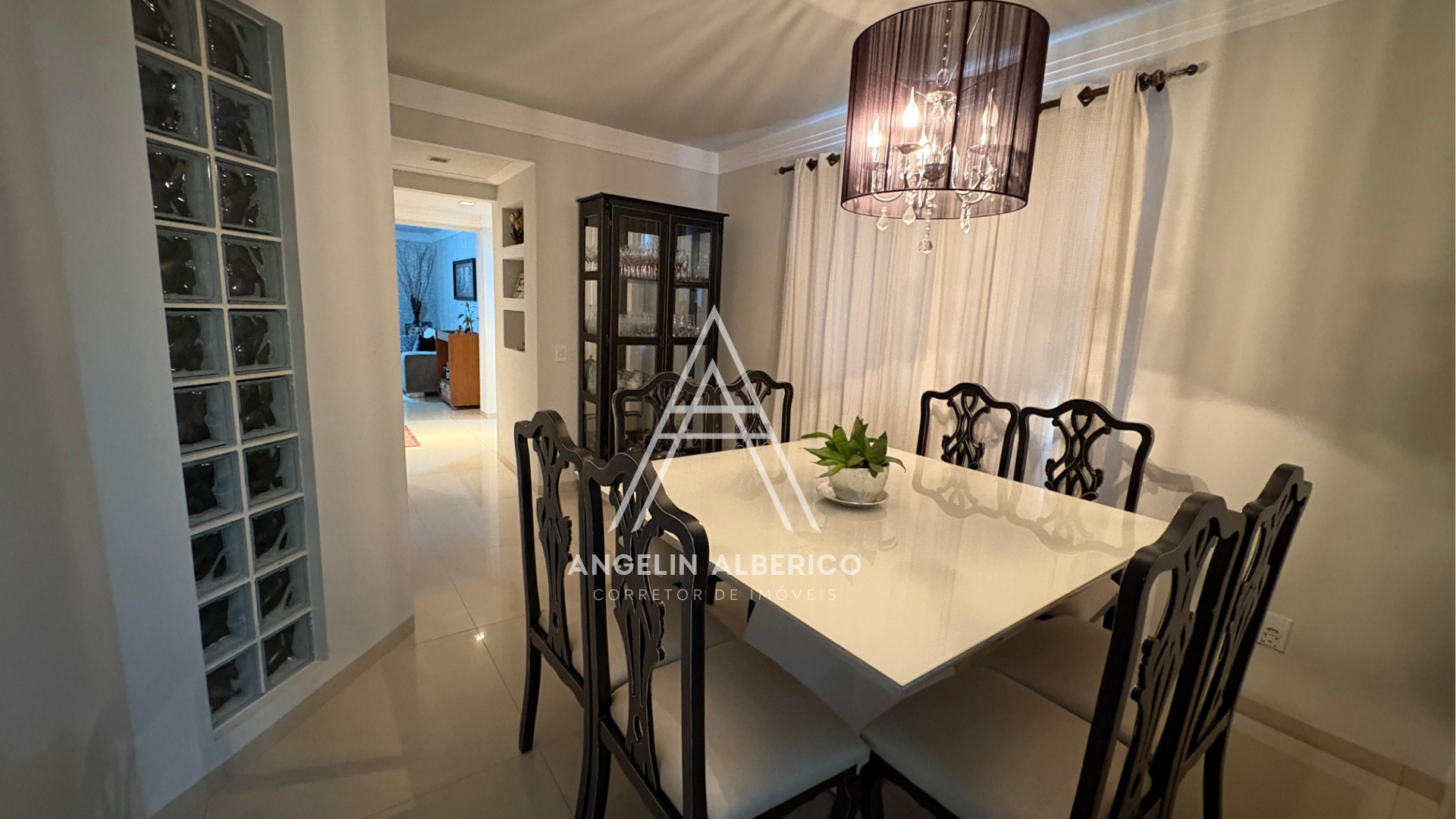 Apartamento Mobiliado a Venda no Centro em Cianorte PR