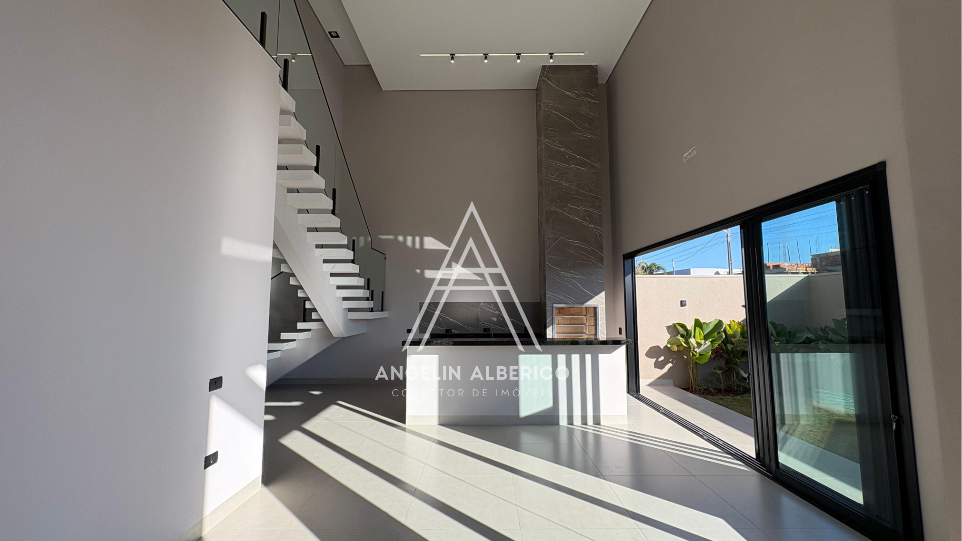 Sobrado a Venda em Cianorte PR, Jardim Atlântico