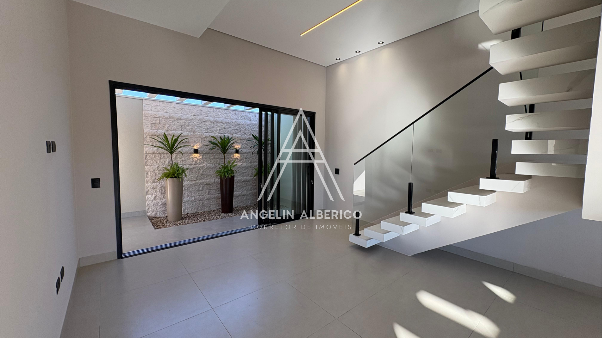 Sobrado a Venda em Cianorte PR, Jardim Atlântico