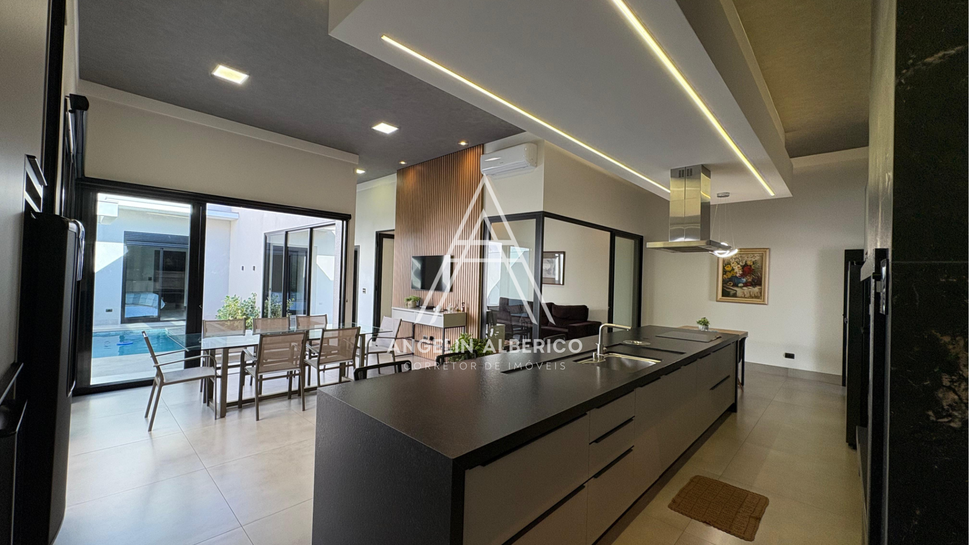 Casa a Venda Mobiliada no Condomínio Century Park em Cianorte PR