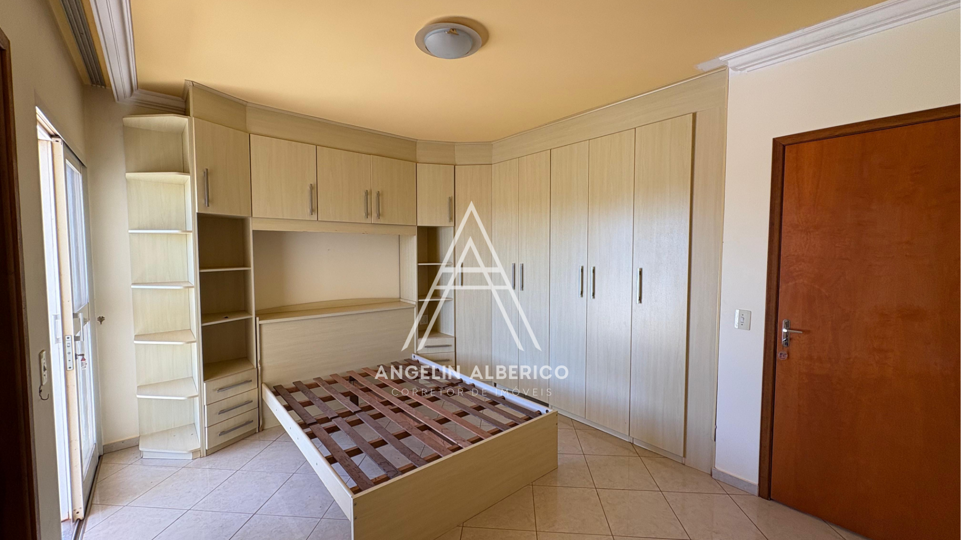 Apartamento a Venda na Zona 02 em Cianorte PR