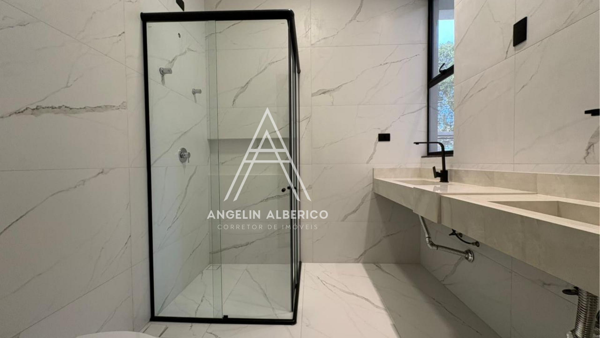 Casa a Venda na Zona 02 em Cianorte PR