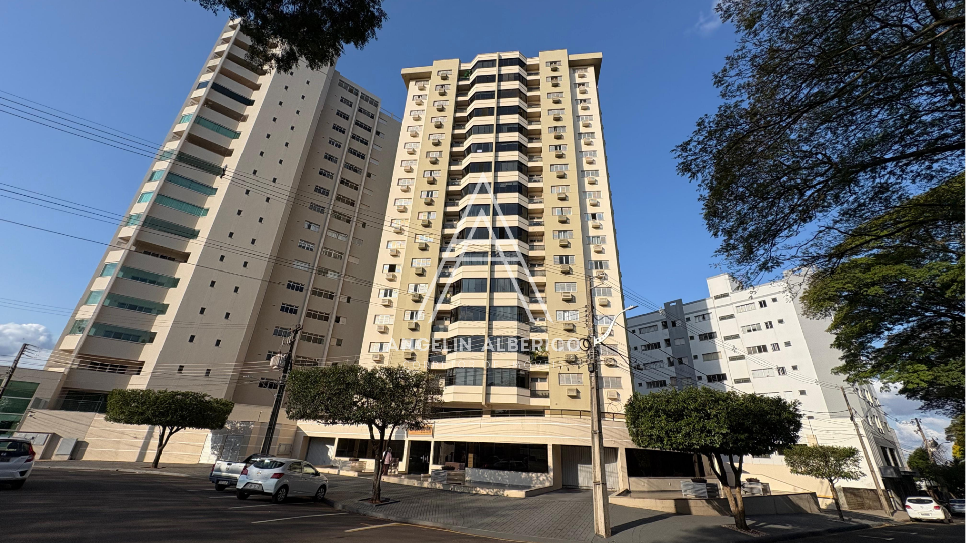 Apartamento a Venda Semi Mobiliado No Centro de Cianorte PR