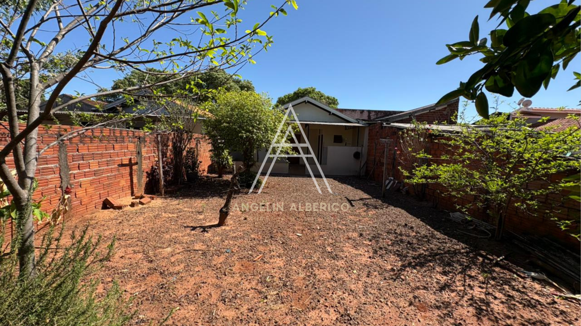 Casa a Venda na Zona 03 em Cianorte PR