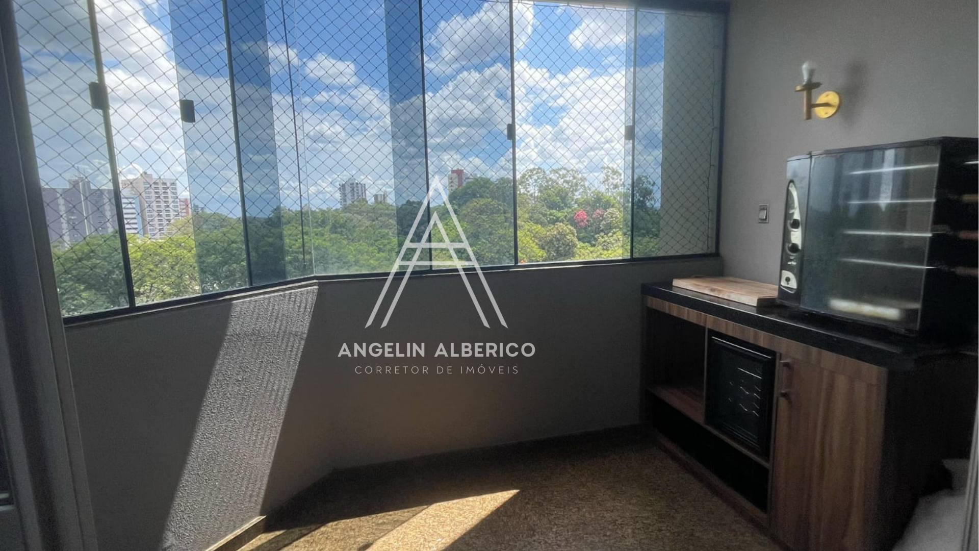 Apartamento a Venda Semi Mobiliado No Centro de Cianorte PR