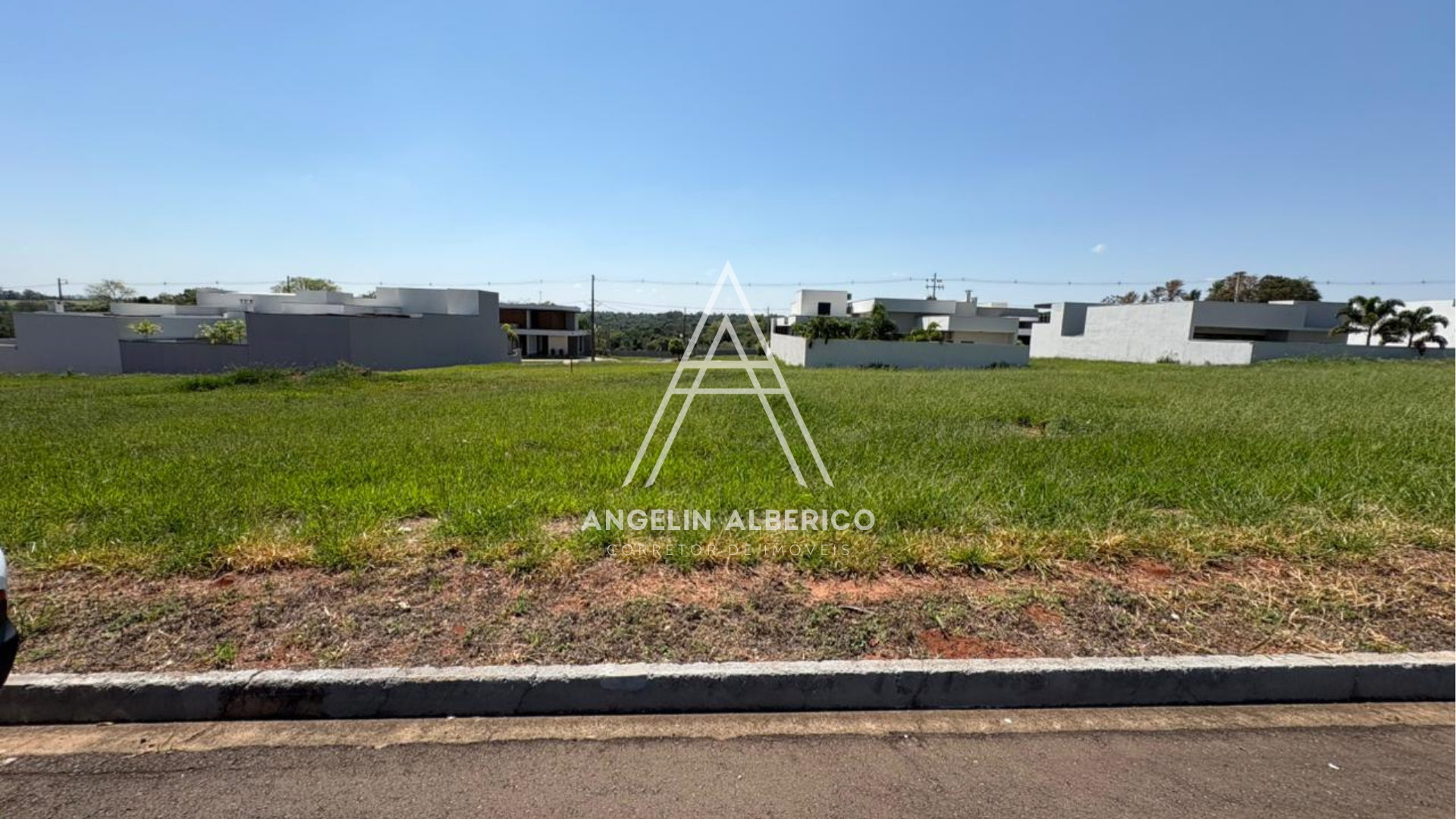 Terreno a Venda no Condomínio Cinturão Verde em Cianorte PR