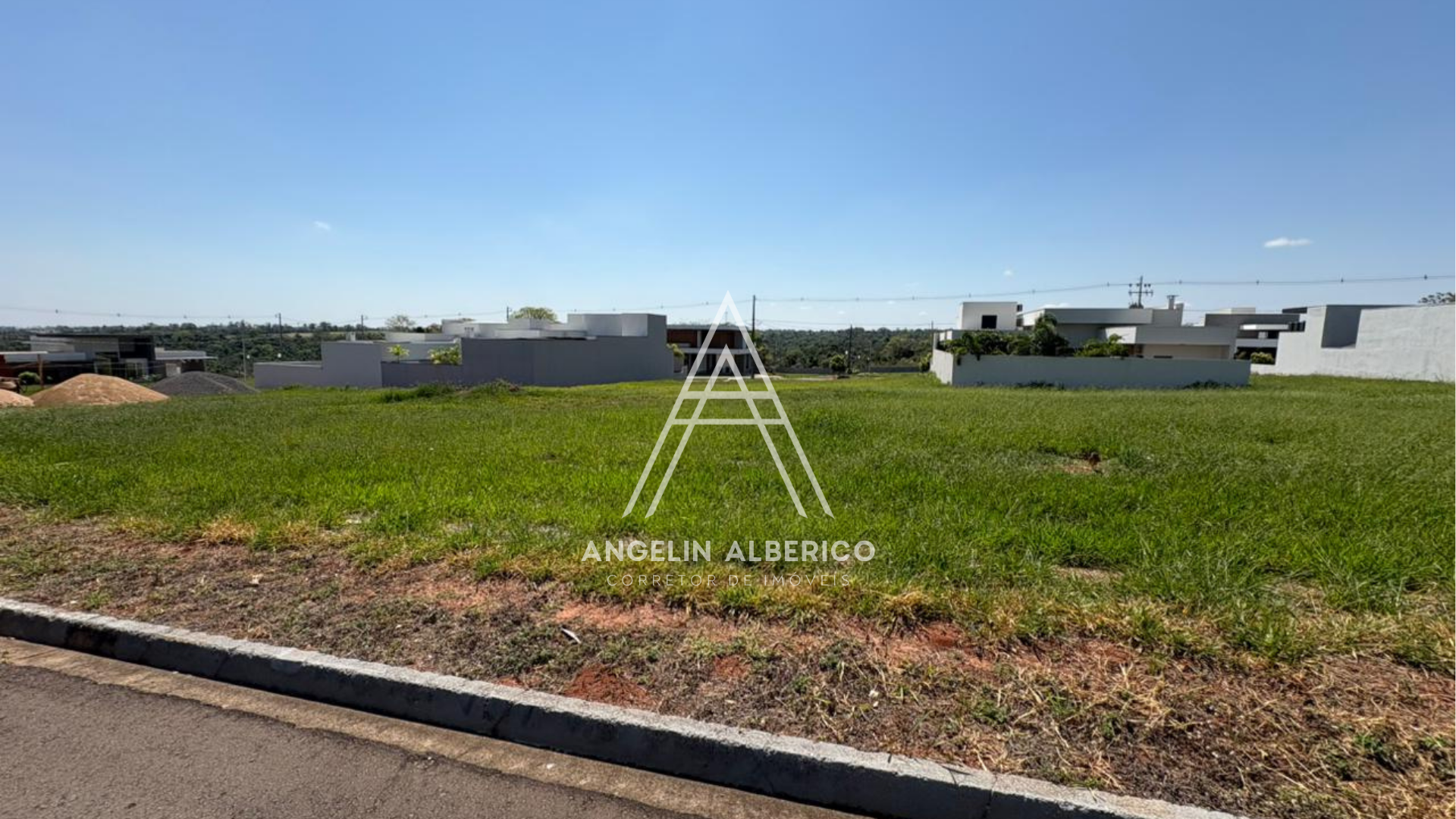 Terreno a Venda no Condomínio Cinturão Verde em Cianorte PR