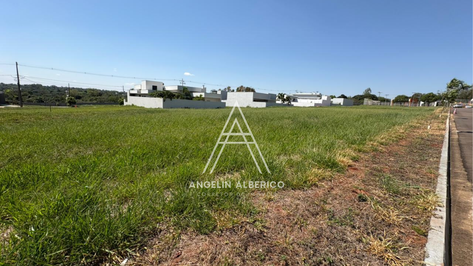 Terreno a Venda no Condomínio Cinturão Verde em Cianorte PR