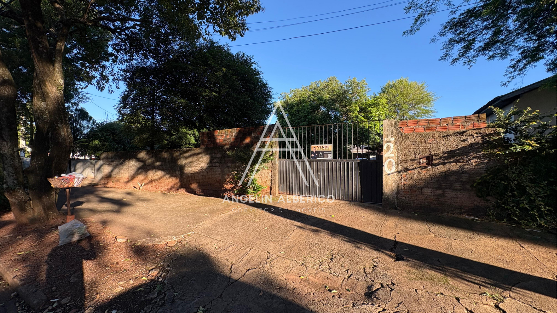 Terreno a Venda Comercial na Zona 04 em Cianorte PR