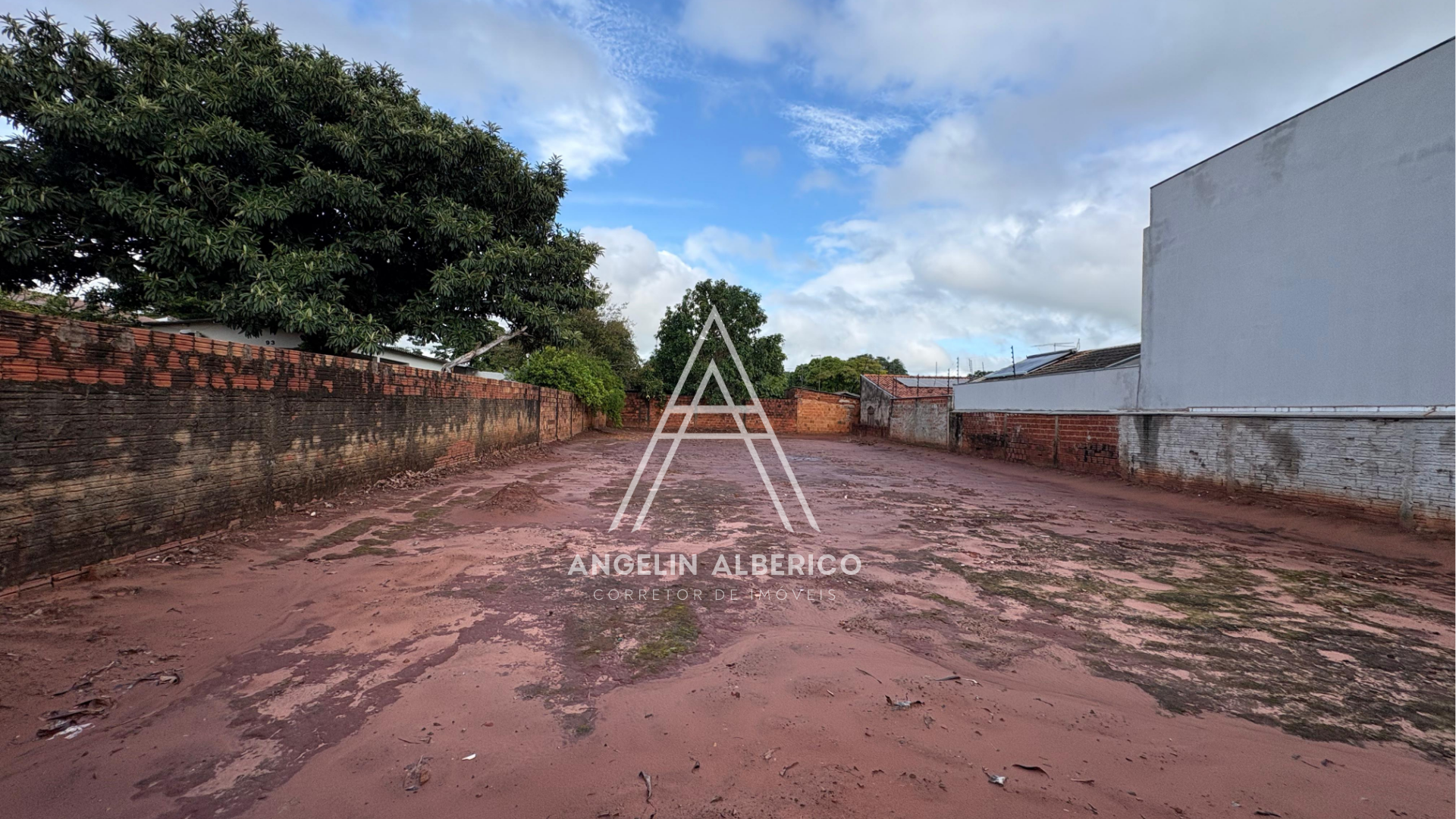 Terreno  a Venda na Zona 03 em Cianorte PR