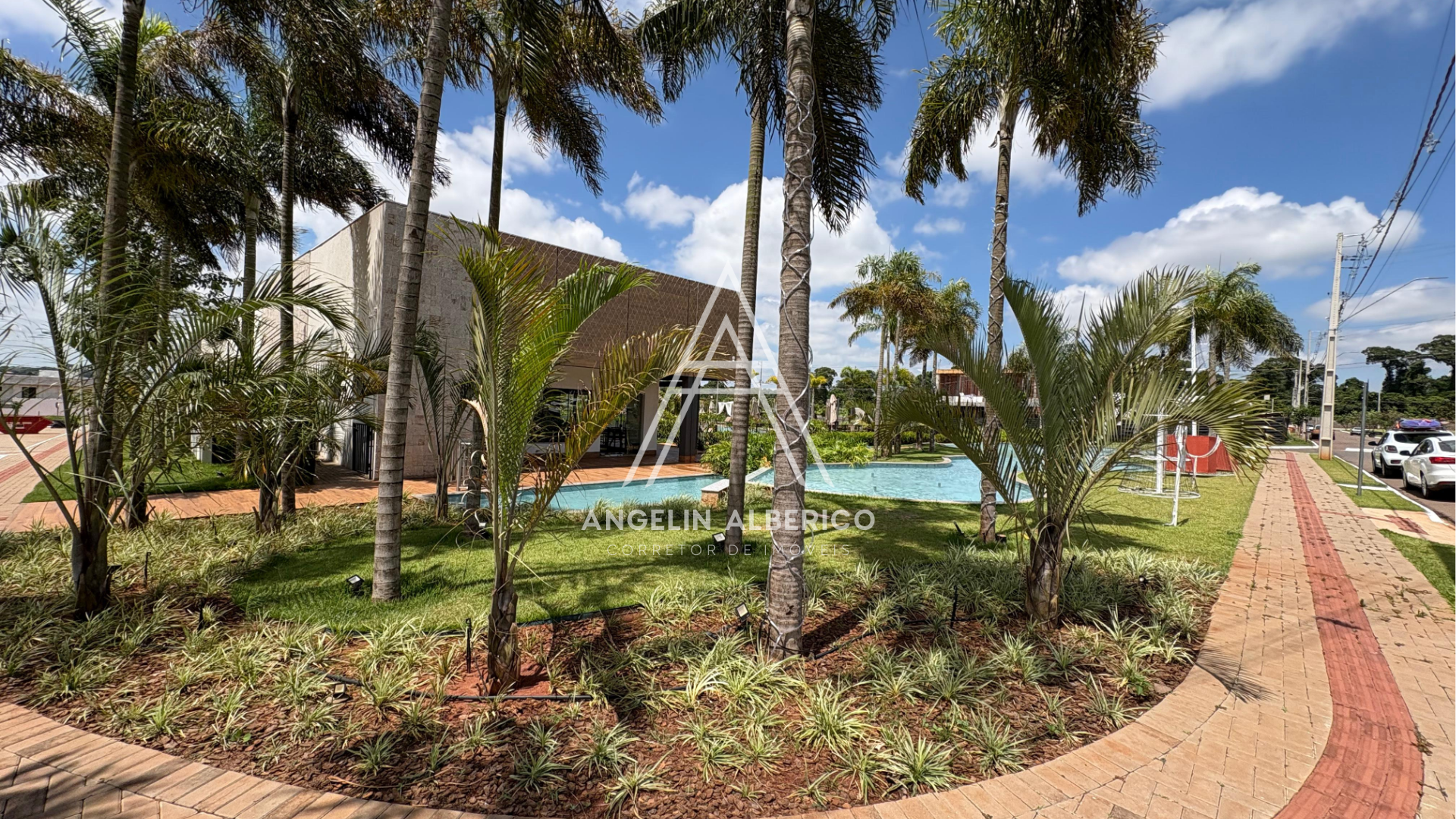 Terreno a Venda no Condomínio Bougainville  Resort em Cianorte PR