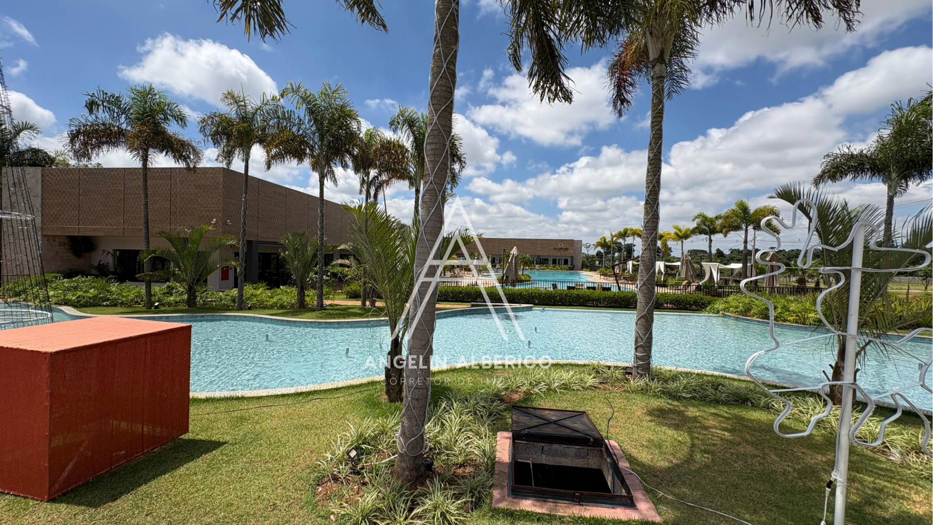 Terreno a Venda no Condomínio Bougainville  Resort em Cianorte PR