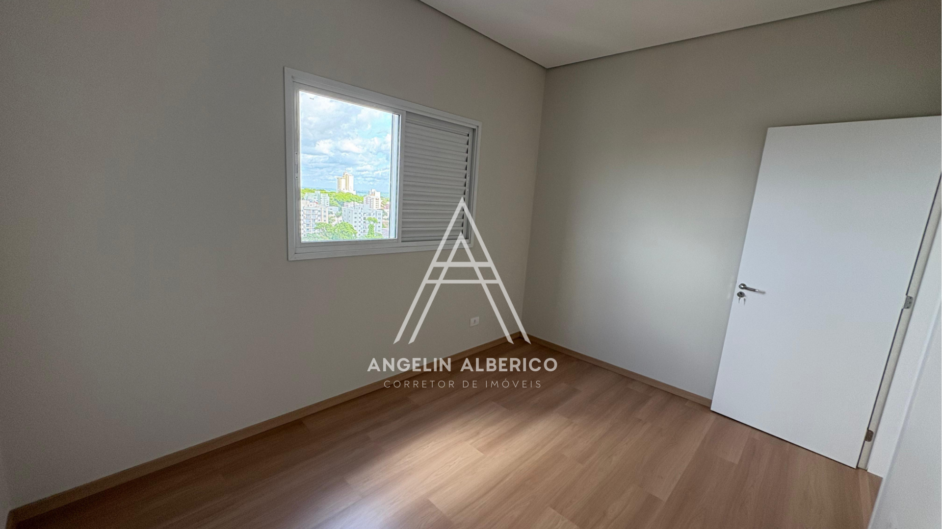 Apartamento a Venda no Edifício Mackenzie em Cianorte PR