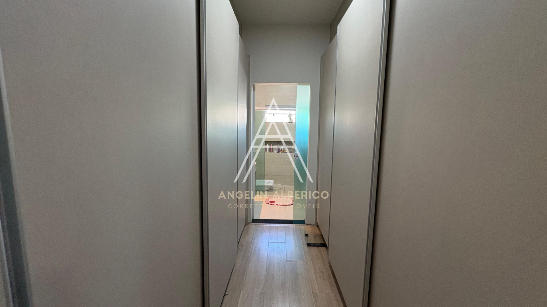 Casa a Venda Mobiliada no Jardim Itália em Cianorte PR