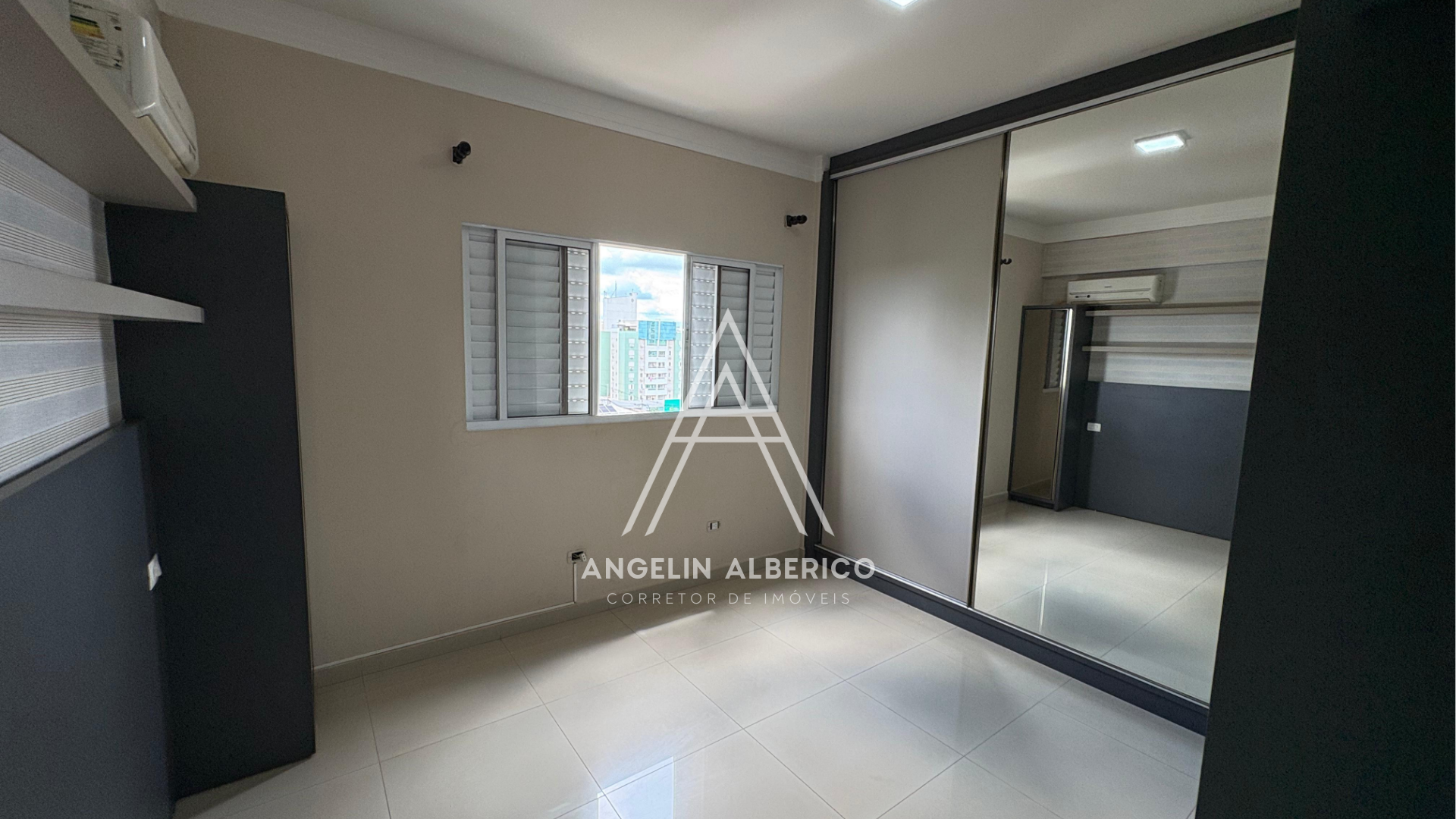 Apartamento a Venda Mobiliado, Decorado no Centro de Cianorte PR