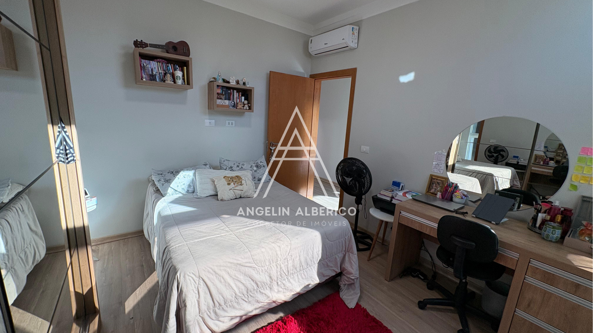 Casa a Venda Mobiliada no Jardim Itália em Cianorte PR